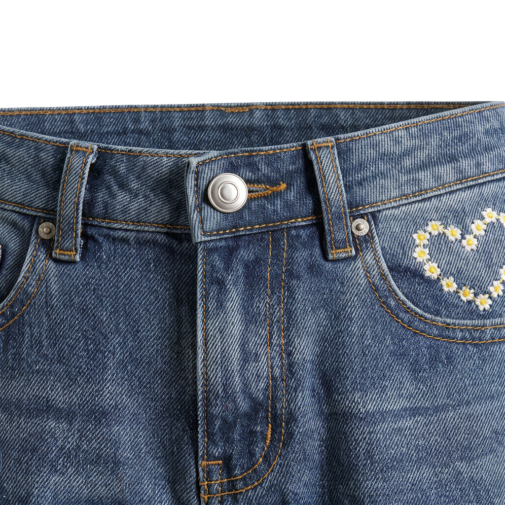 Girls' Daisy Heart Jeans – Vintage Wash, waistband close-up